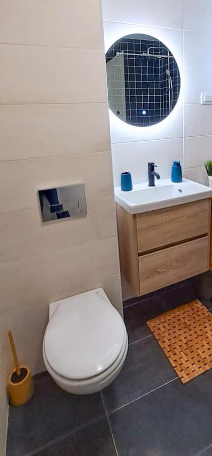 Stylish One Bedroom Apartment 포드고리차 외부 사진