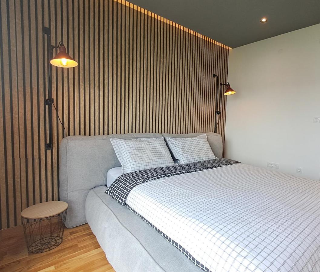 Stylish One Bedroom Apartment 포드고리차 외부 사진
