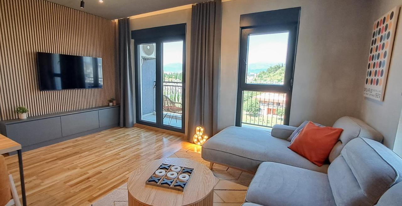 Stylish One Bedroom Apartment 포드고리차 외부 사진